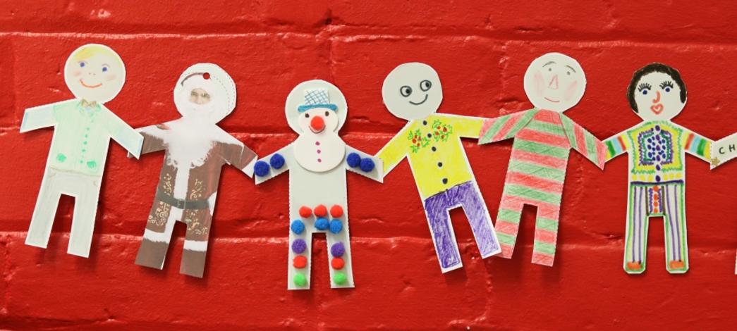 Chain people messages